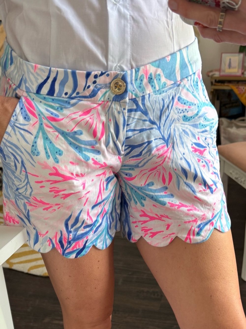 Lilly Pulitzer Scallop Hem Short Sz 0 Low Rise Coral Print Resort Coastal Prep